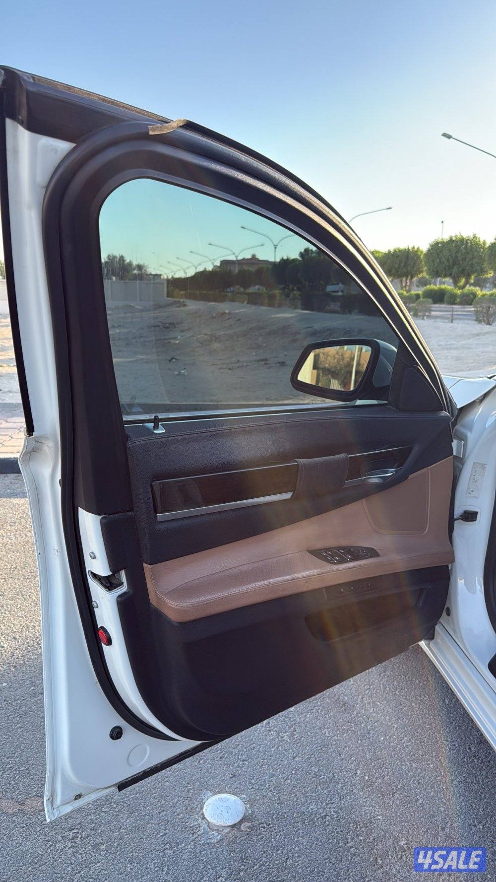 للبيع بـي ام دبليو5