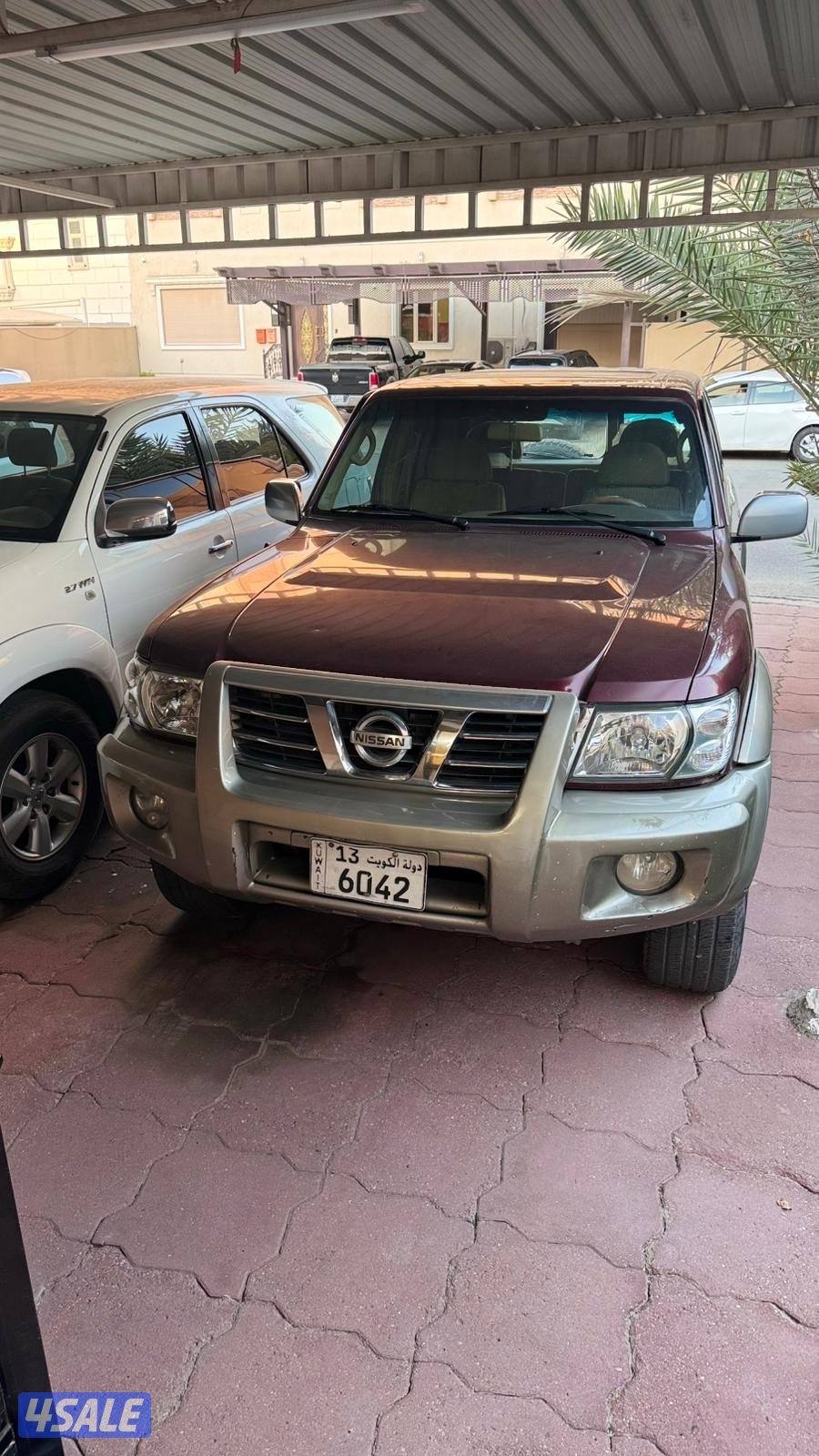 للبيع سوبر سفاري نظييف جدا نسبة المكينه 70%3