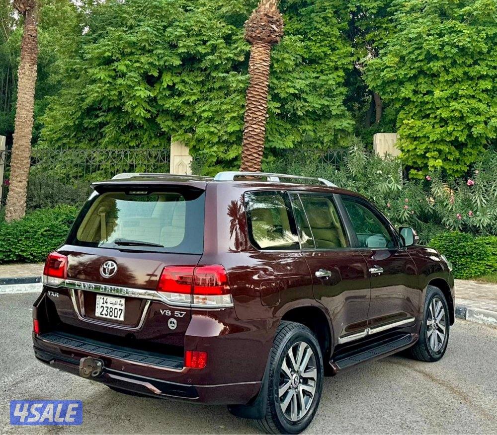 لاند VXR  5.7 موديل 2016 ماشي 215 سيرفس منتظم5