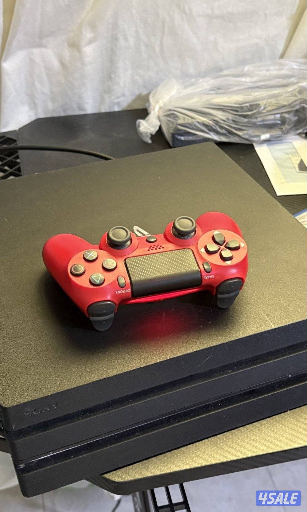 للبيع سوني ٤ برو نظيفة0