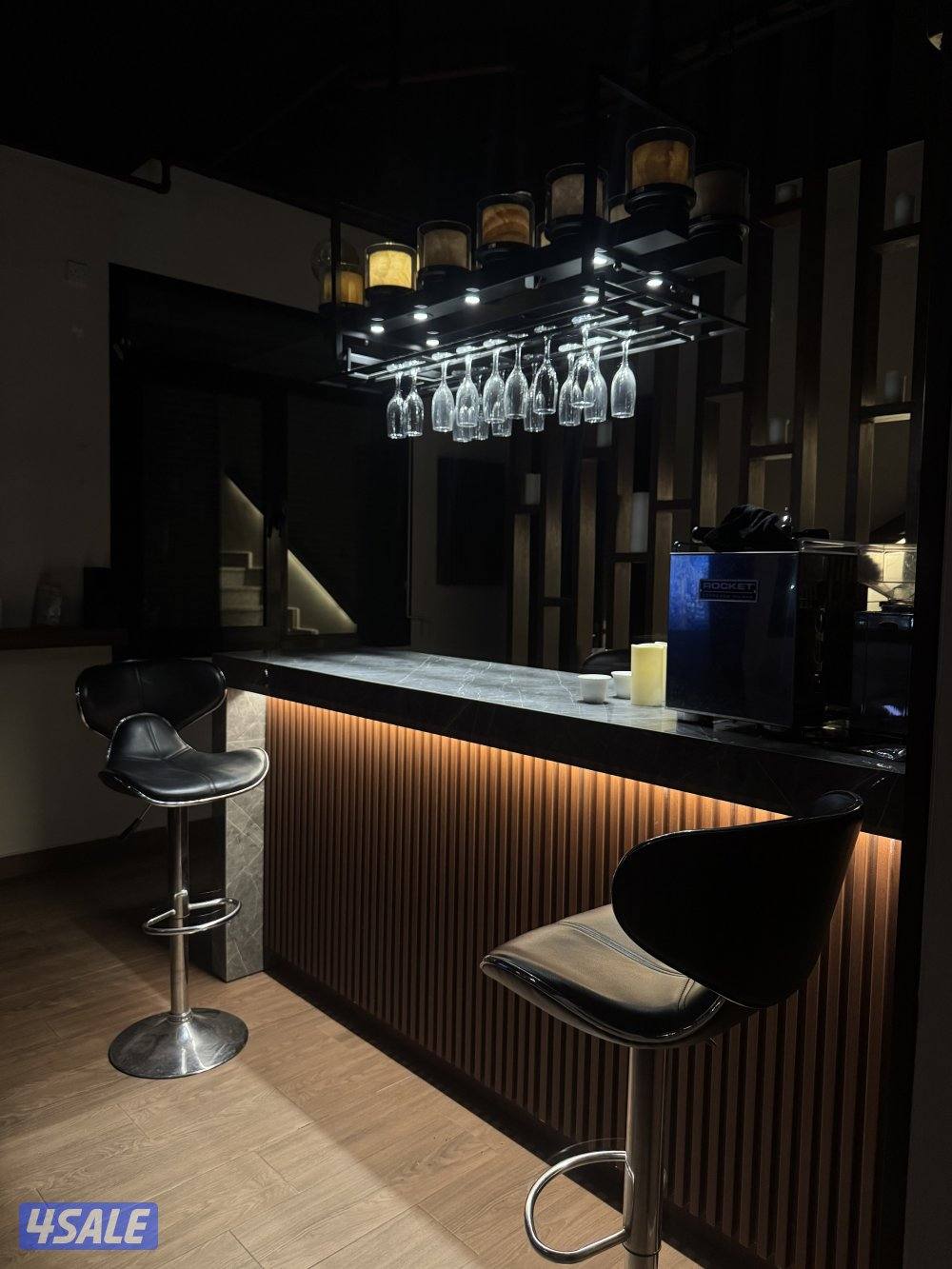 للبيع شقه خلو بالسالميه دوبلكس الاجار ٧٠٠2