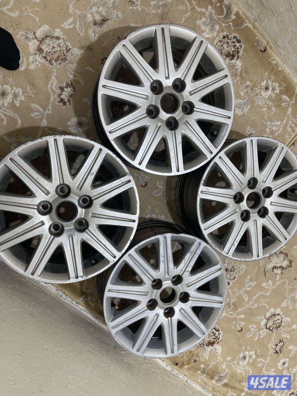 رنجات ألمنيوم 15 نظاف عدد 4حق سيارة تويوتا كامري3