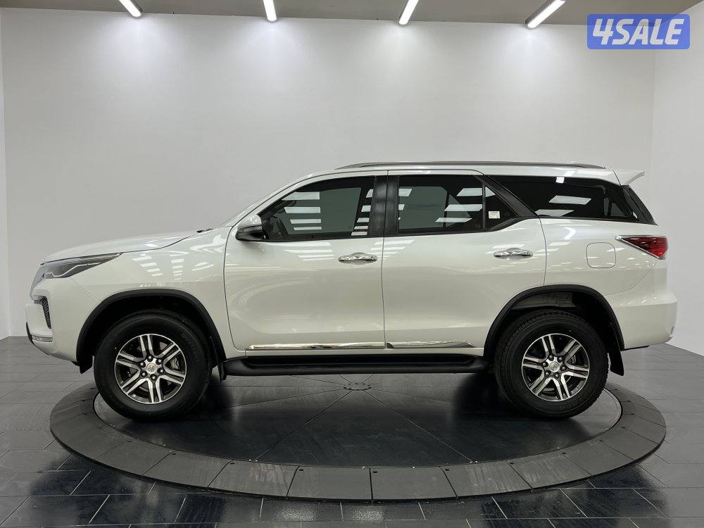 TOYOTA FORTUNER_N 23FT4H_U2
