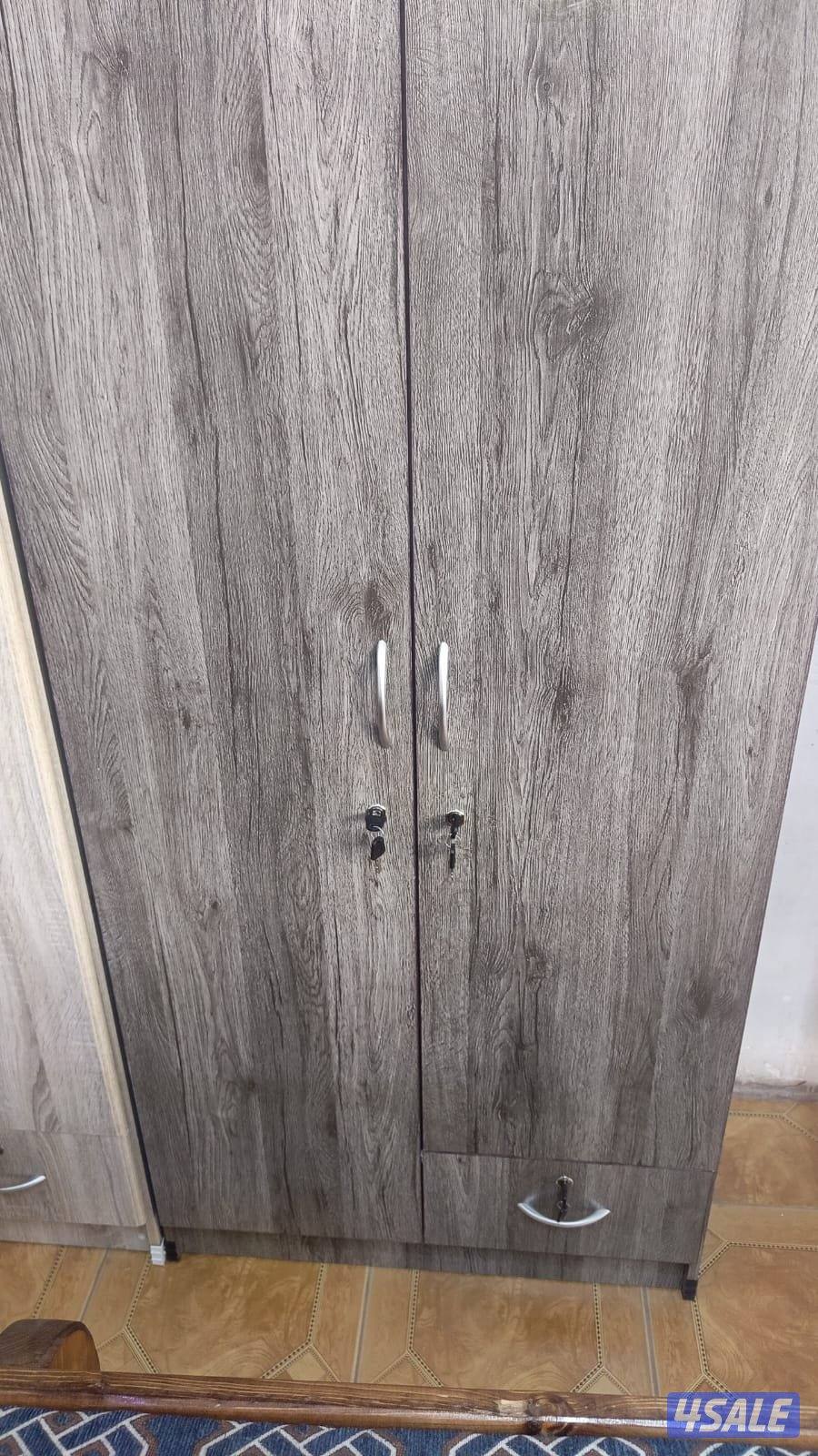 كبتات للبيع ٢ باب ارفف وعلاق ب٤٥ دينار6