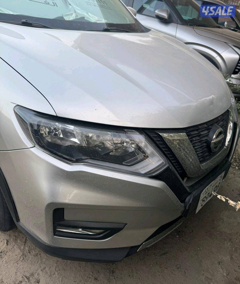 نيسان اكس تريل ٢٠١٩ 4WD ماشي ٩٢ ألف شرط الفحص1