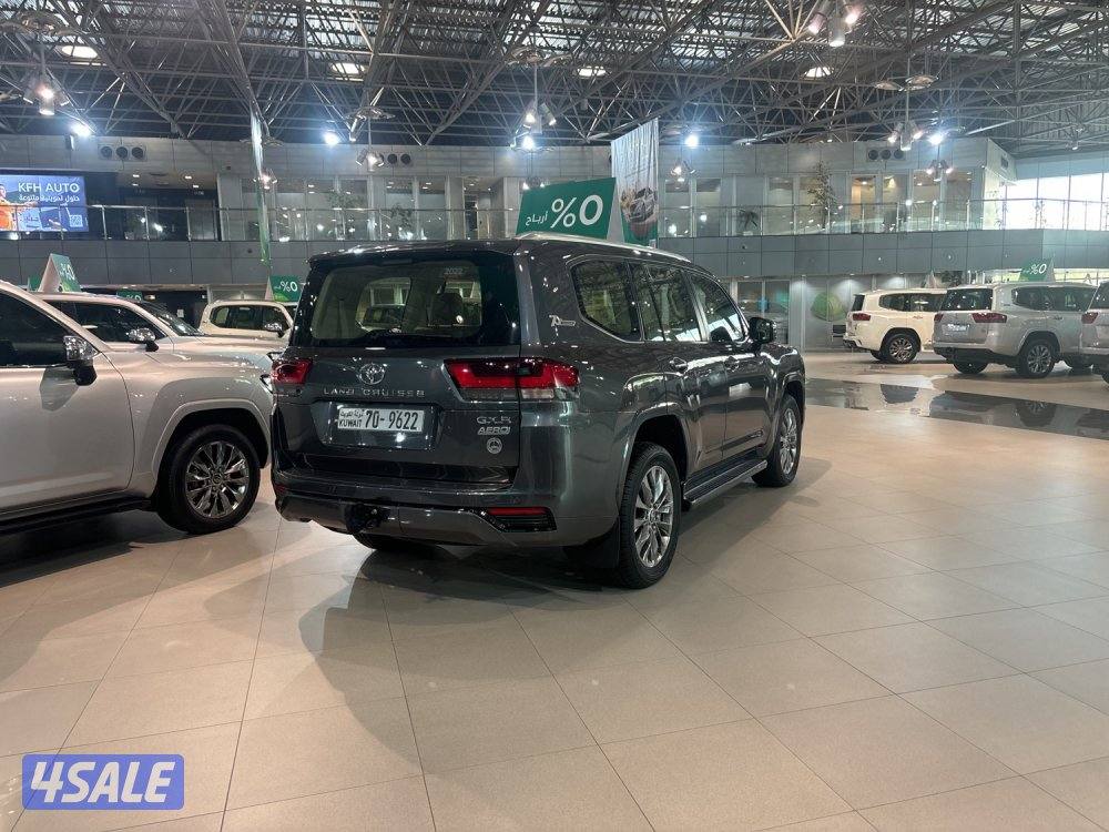 للبيع لاندكروس Gxr Aero1