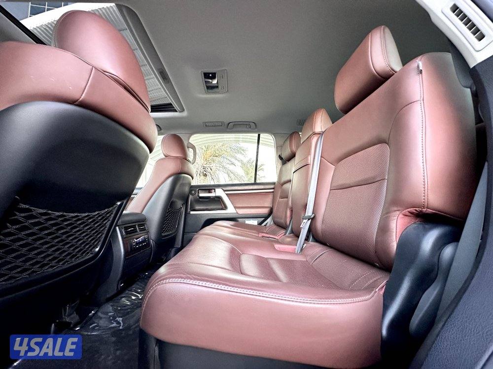 معرض القمة🚩10