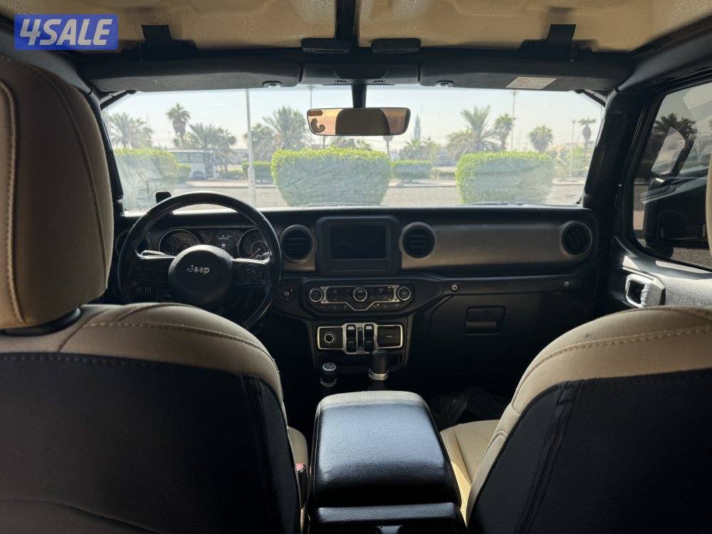 رانغلر سبورت سياره بحاله ممتازه راس شاصي امامي تامين ذهبي شامل سنه5