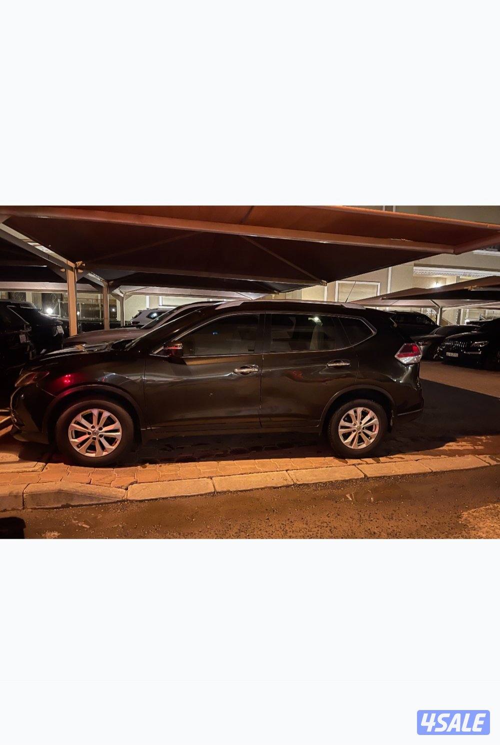 اكس تريل ٢٠١٥ لون اخضر0