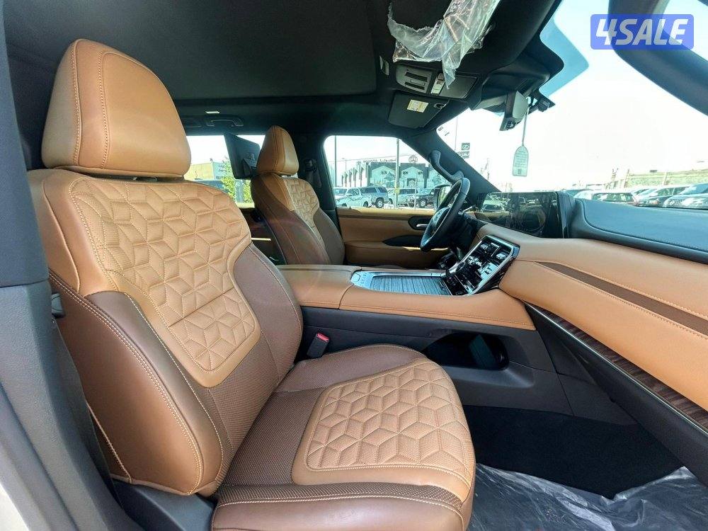 نيسان باترول بلاتنيوم.V65