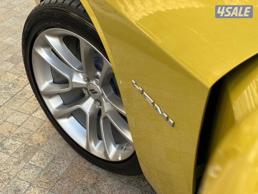 شالنجرHEMI V8 (اصدار ال50عام ليميتيد) موديل2020 (اصفار) وارد الملا4