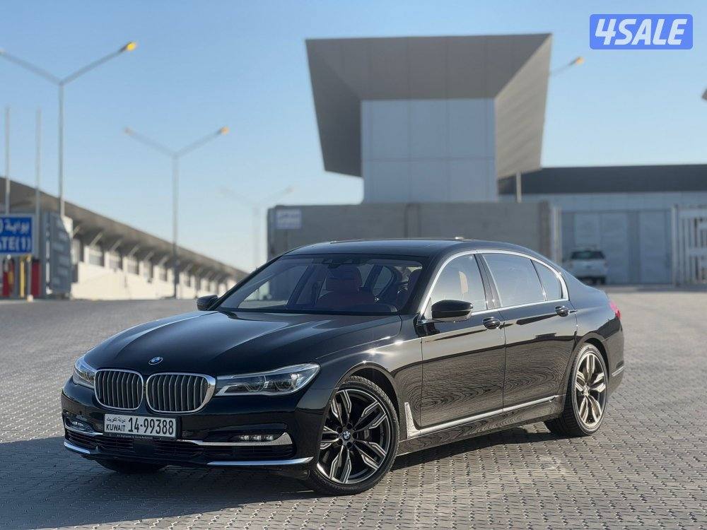 بي أم دبليو 750 / 2016 أعلى فئة0