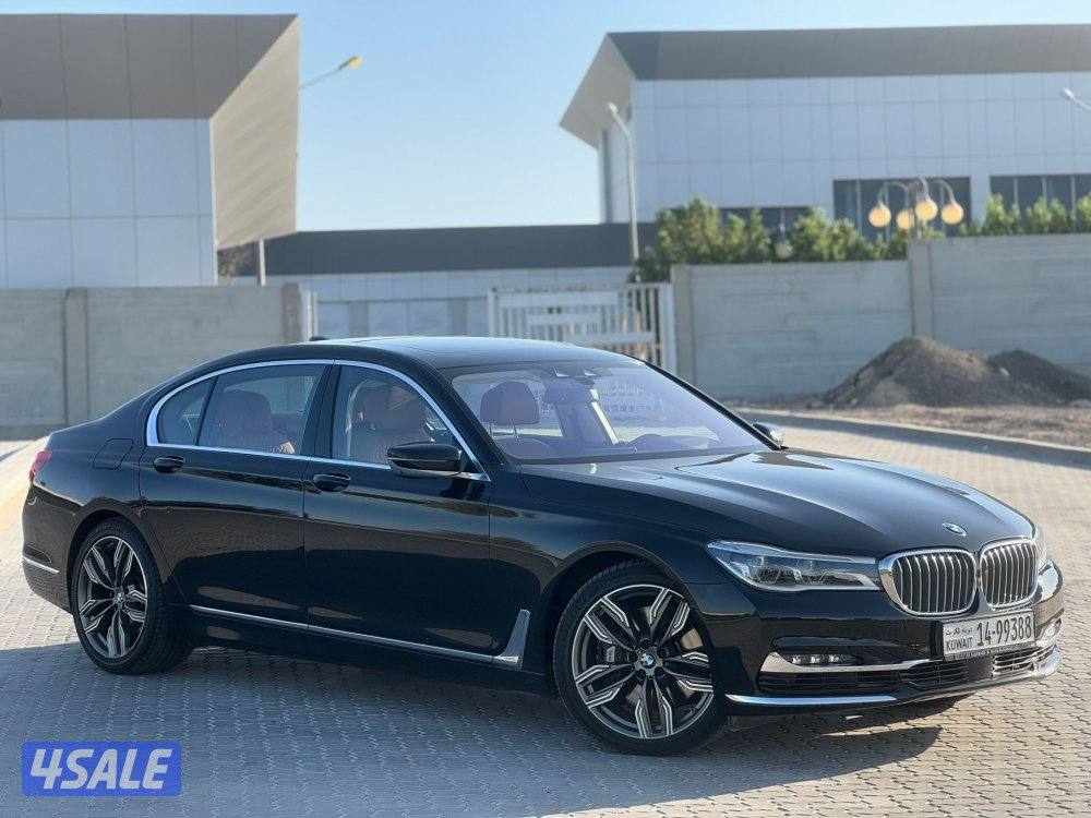 بي أم دبليو 750 / 2016 أعلى فئة1