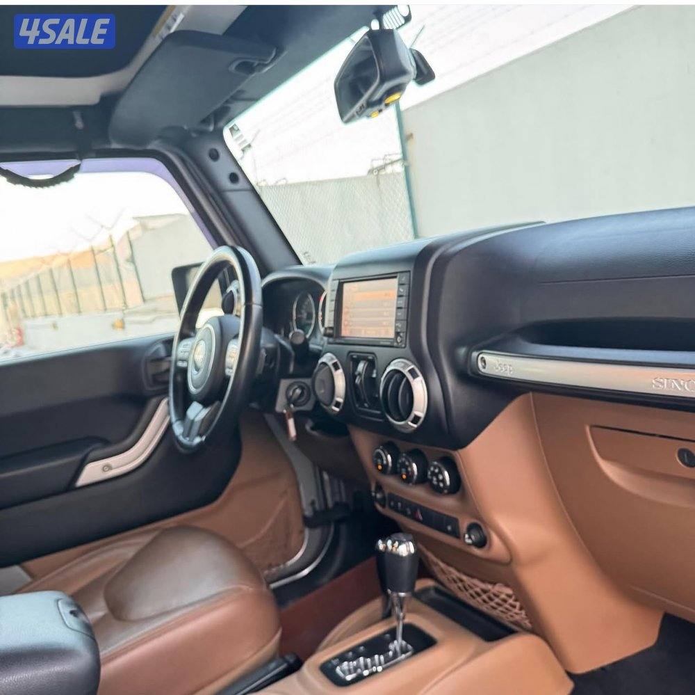 للبيع جيب رانجلر 2017 وارد الوكالة عداد 158 الف كم صبغ الوكالة8