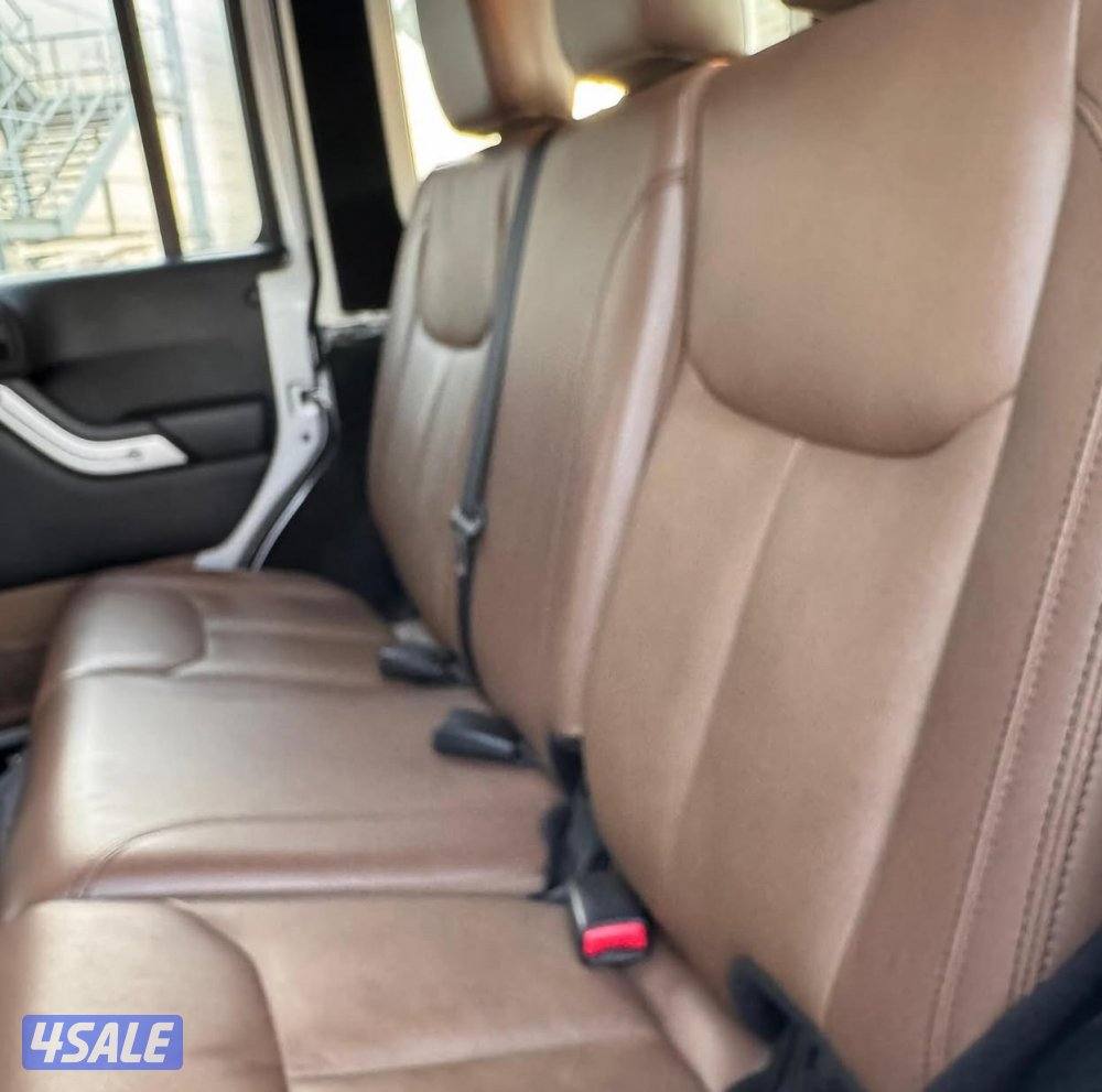 للبيع جيب رانجلر 2017 وارد الوكالة عداد 158 الف كم صبغ الوكالة9