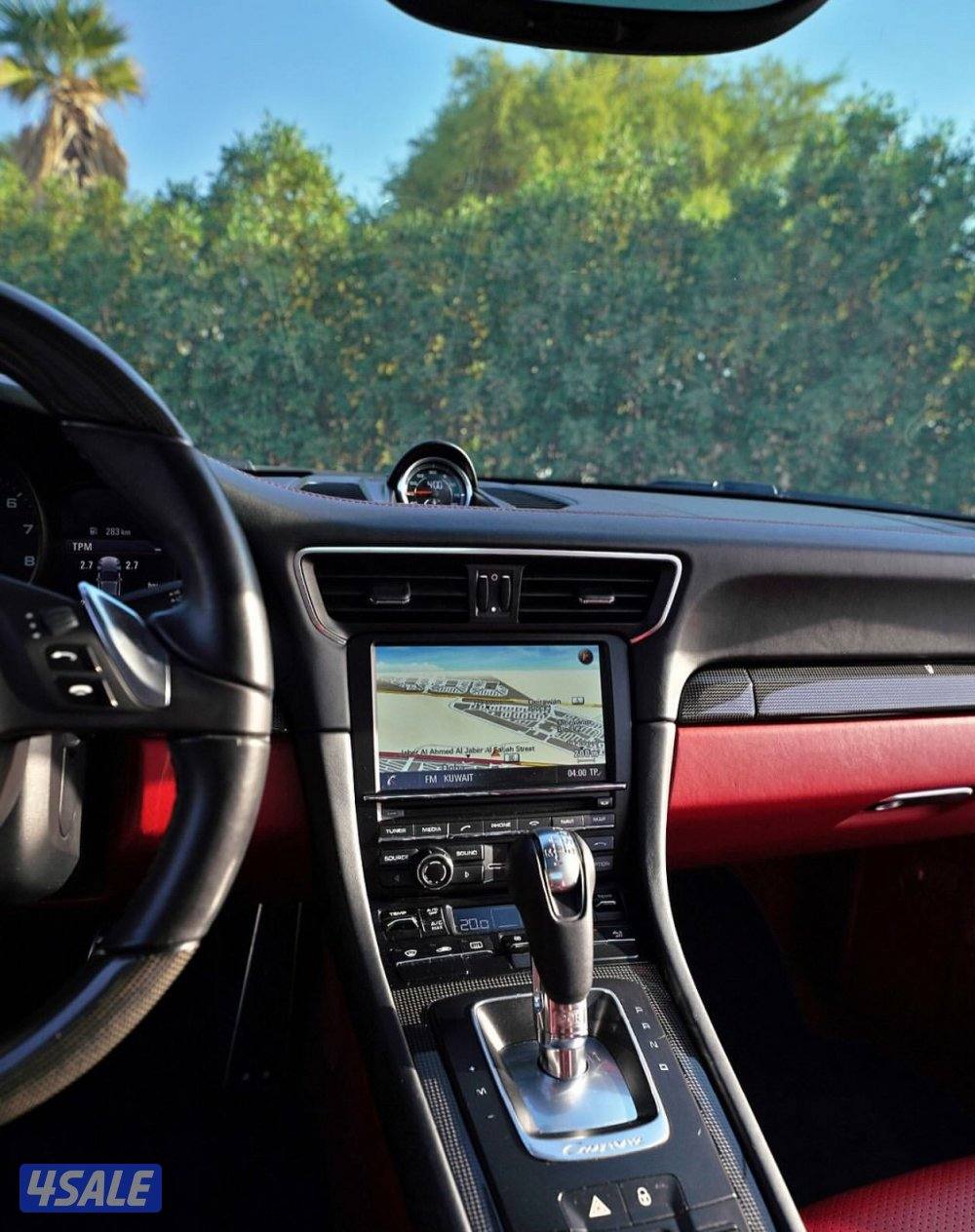 للبيع بورشة 911 GTS موديل 2015 بهبهاني عداد 53 الف كم صبغ الوكالة9