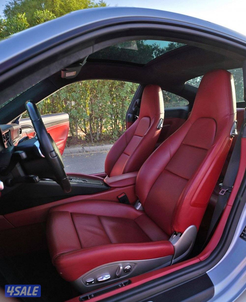 للبيع بورشة 911 GTS موديل 2015 بهبهاني عداد 53 الف كم صبغ الوكالة8