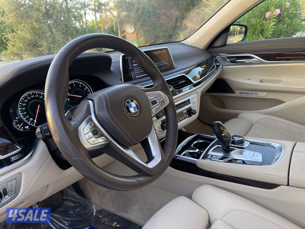 بي ام 740i 20168