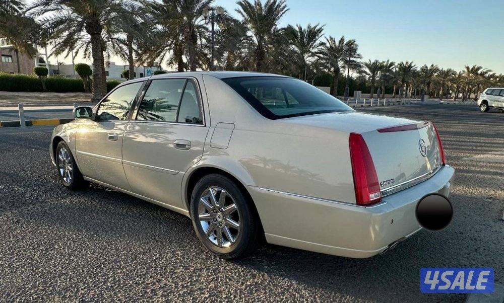 كاديلاك DTS 2010 صبغ الوكالة بالكامل3