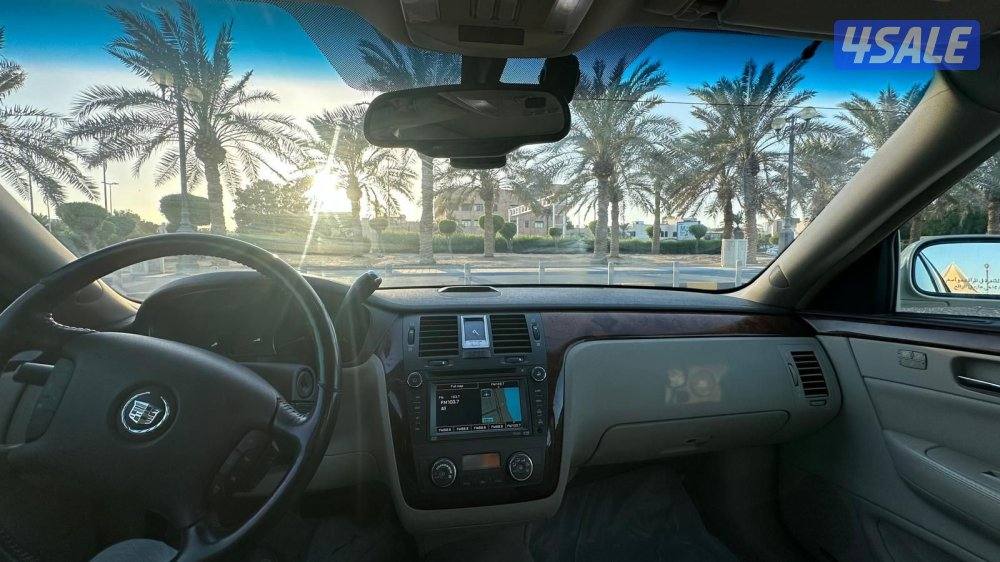 كاديلاك DTS 2010 صبغ الوكالة بالكامل8