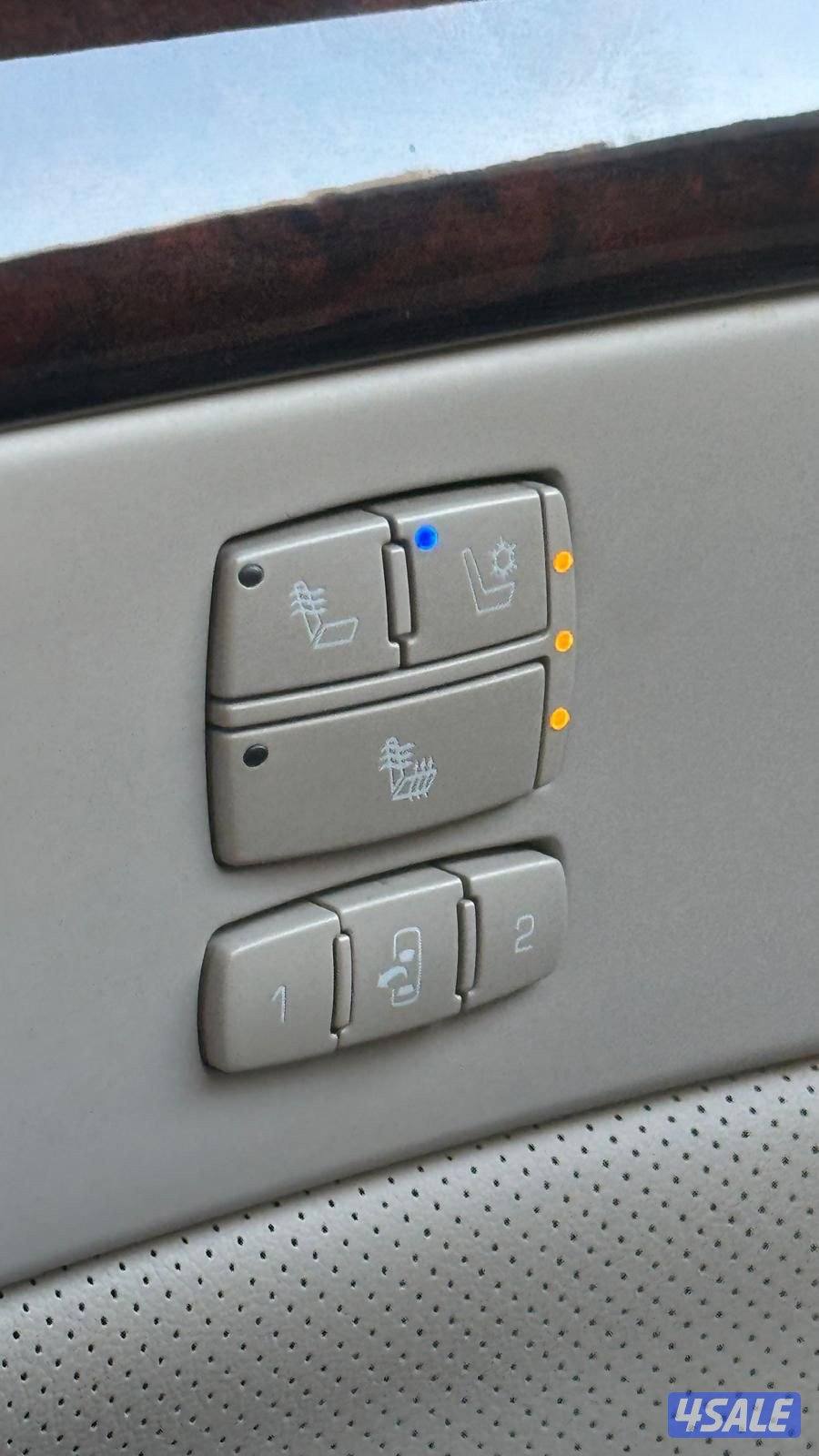 كاديلاك DTS 2010 صبغ الوكالة بالكامل9