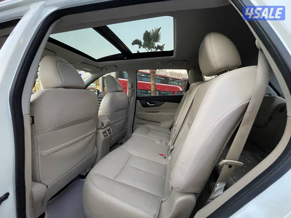 أكس تريل الدرجة الاولى دبل قير موديل : 2016 عداد قليل سيرفس وكاله نظيف8