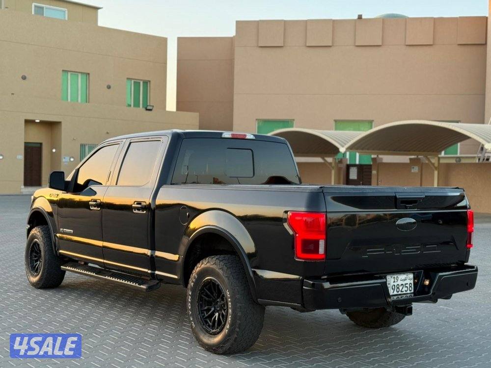 وانيت فورد لاريت 20182