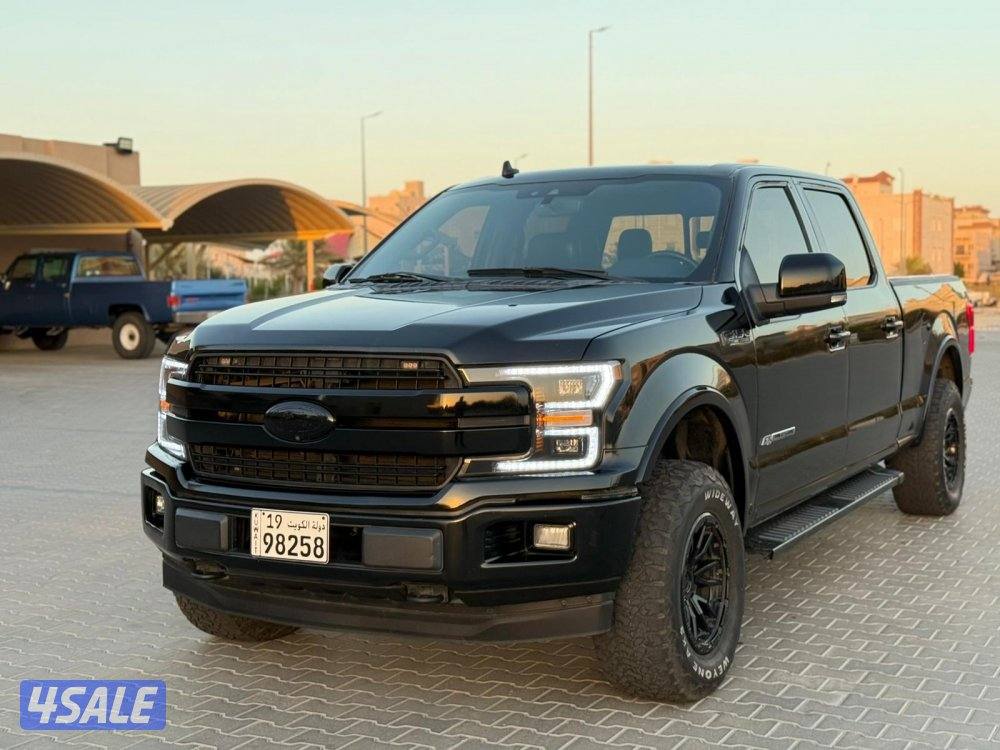 وانيت فورد لاريت 20186