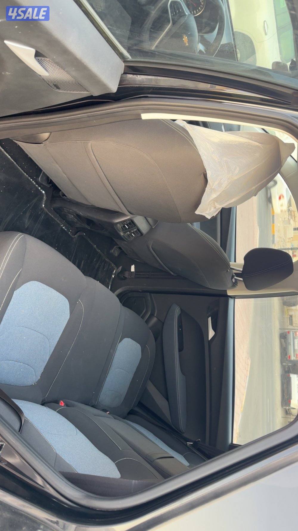 للبيع جيب كابتيفيا شبة الجديده1