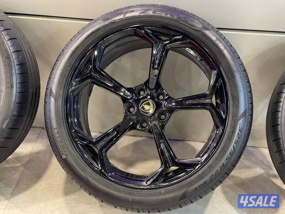 للبيع 4 رنقات لامبرجيني اوروس حجم 220