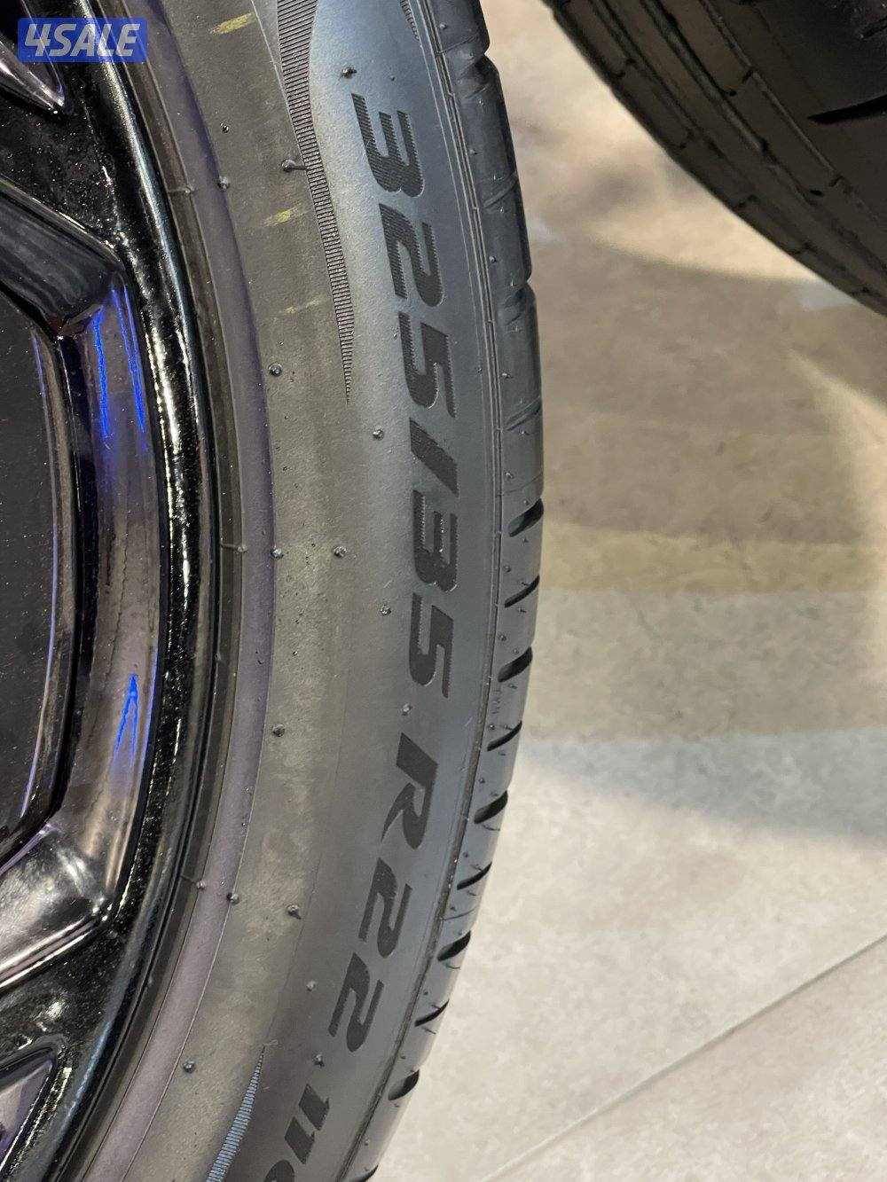 للبيع 4 رنقات لامبرجيني اوروس حجم 222