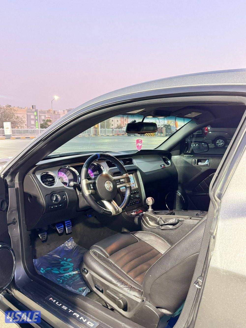 موستنق بحاله نادره جدا2