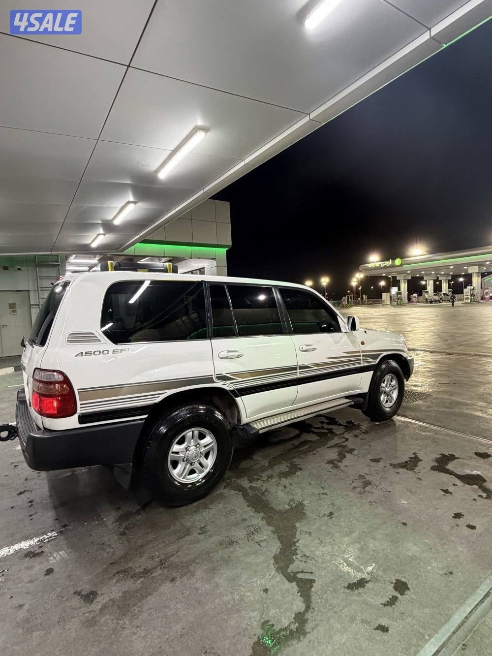 للبيع لاند كروزر جكسار 99 حالته وكاله الصامل يدق شرط الفحص قير مكينه3