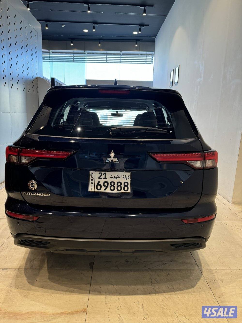 Mitsubishi Outlander4