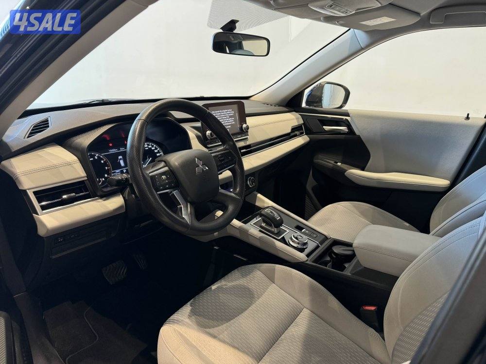 Mitsubishi Outlander7