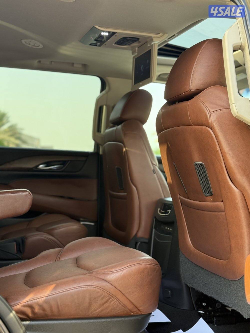 🔺كاديلاك اسكاليد بريميوم 2018 الدرجه الاولي 🔺9