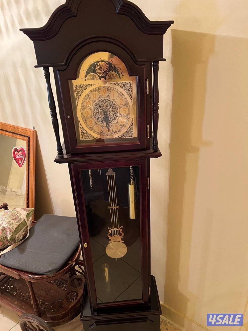 للبيع بوفيه  مع المرايه0