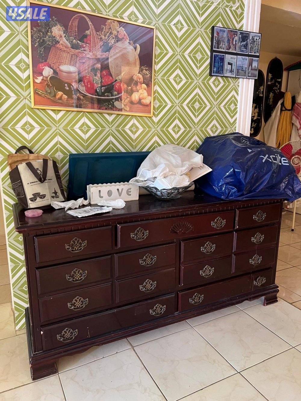 للبيع بوفيه  مع المرايه5