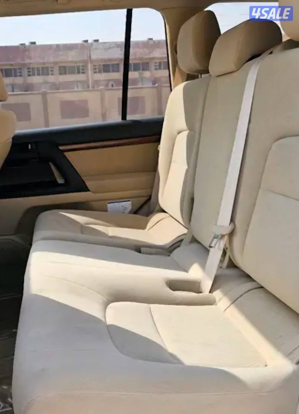 تويوتا لاند كروزر 2017  بحالة فوق الممتازة12