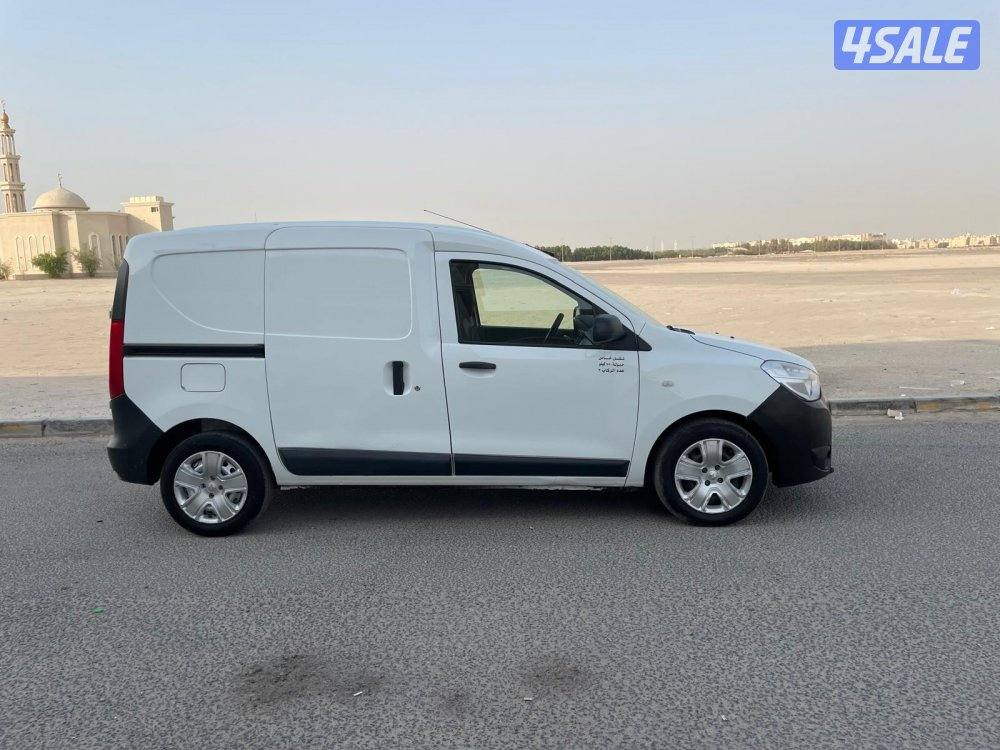 2022دوكر  Renault Dokker Van1