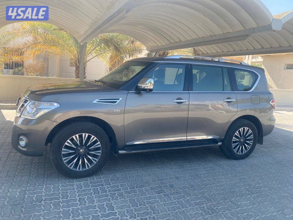 باترول بلاتينيوم سيتي2015 عداد260 الف سيرفس منتظم مكينه 3204