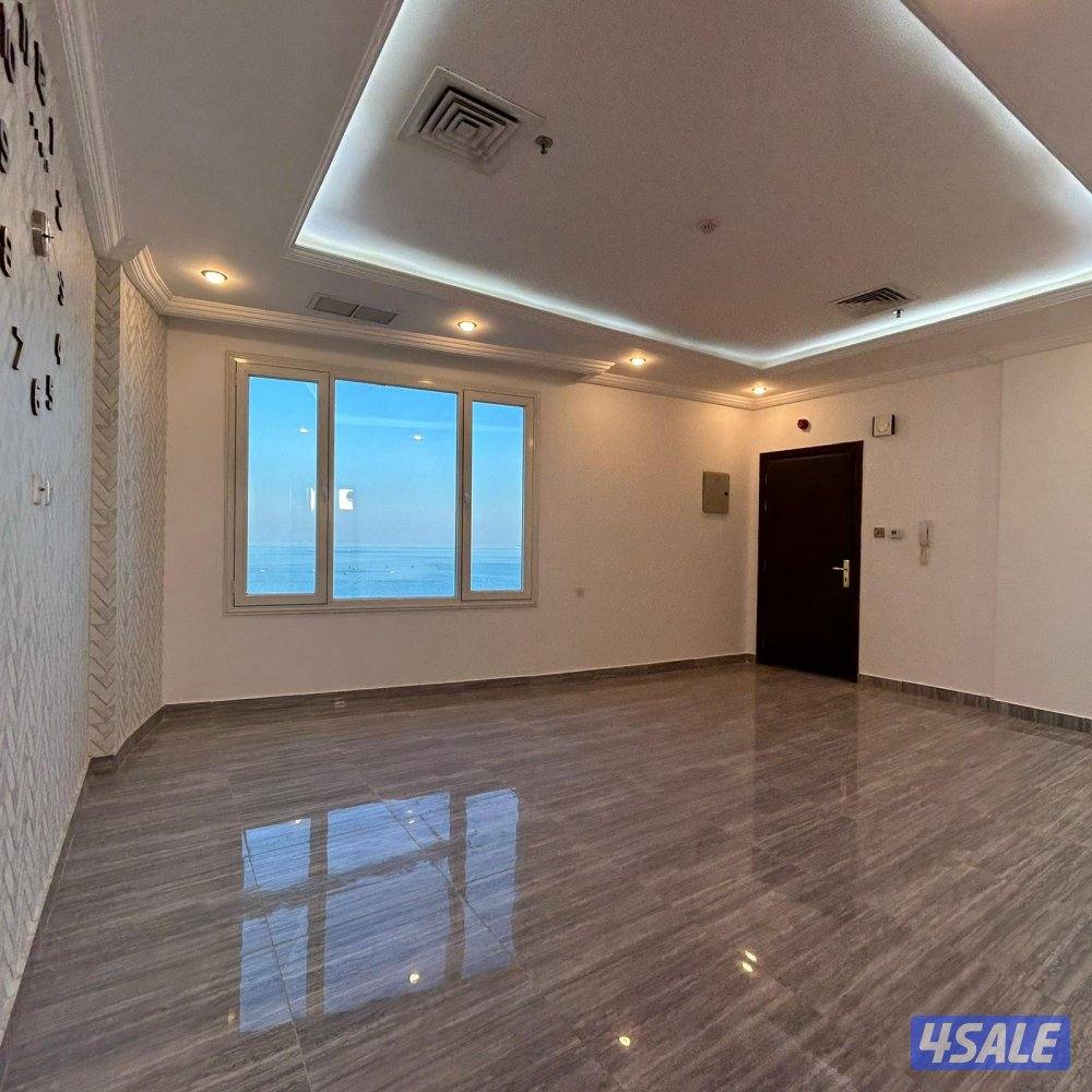 شقة سكنية إطلالة بحرية للإيجار في السالمية0