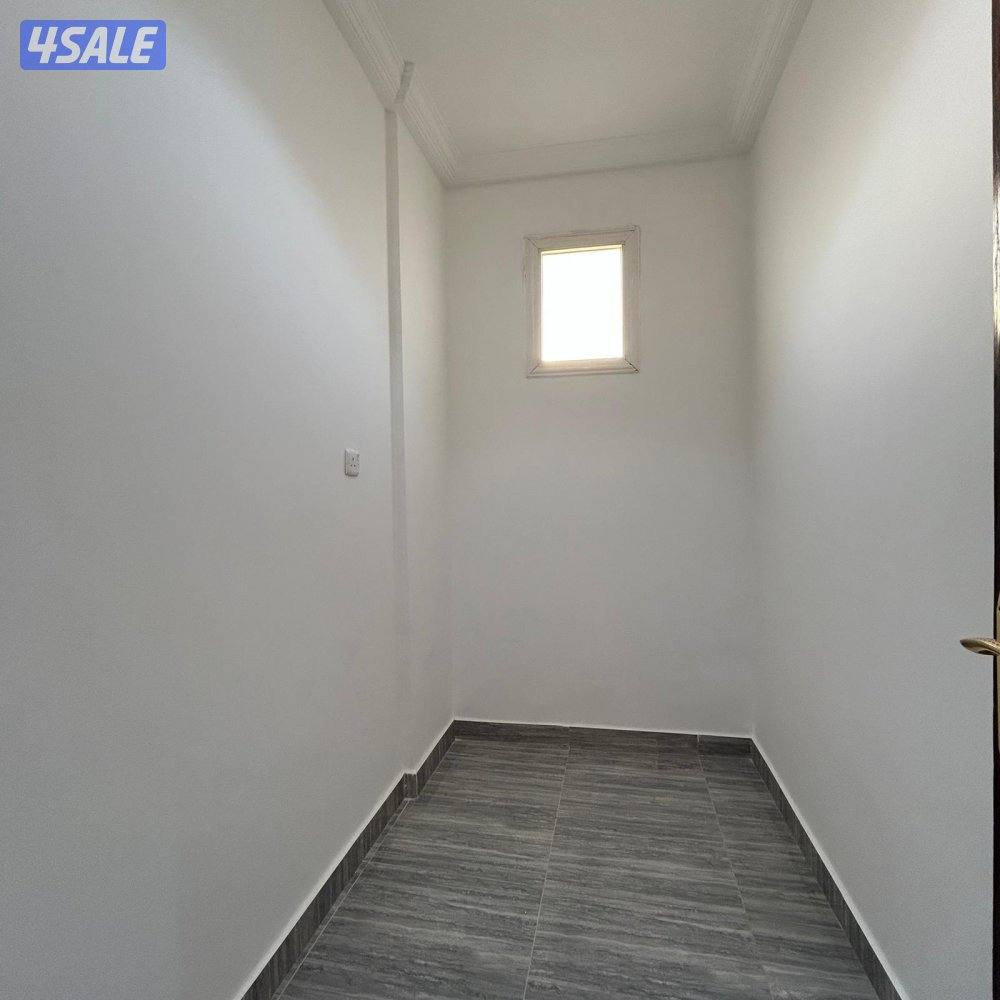 شقة سكنية إطلالة بحرية للإيجار في السالمية5