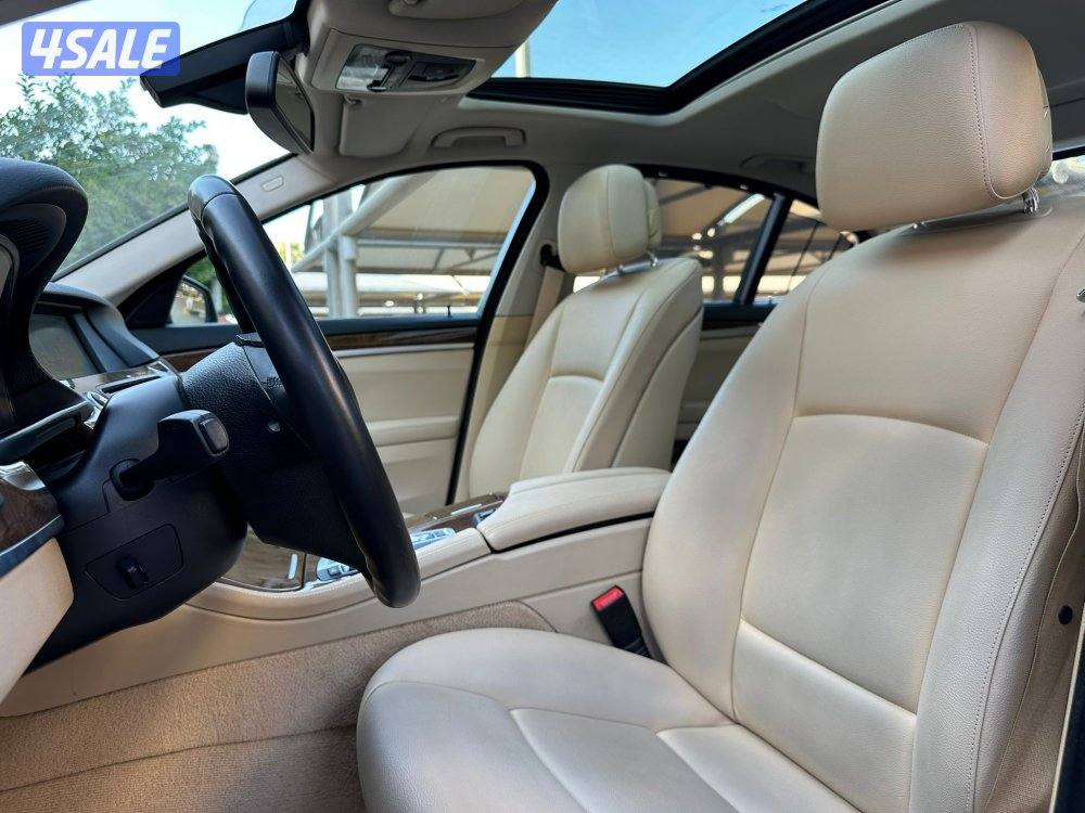 للبيع BMW 520 i موديل 2013 وارد الغانم6