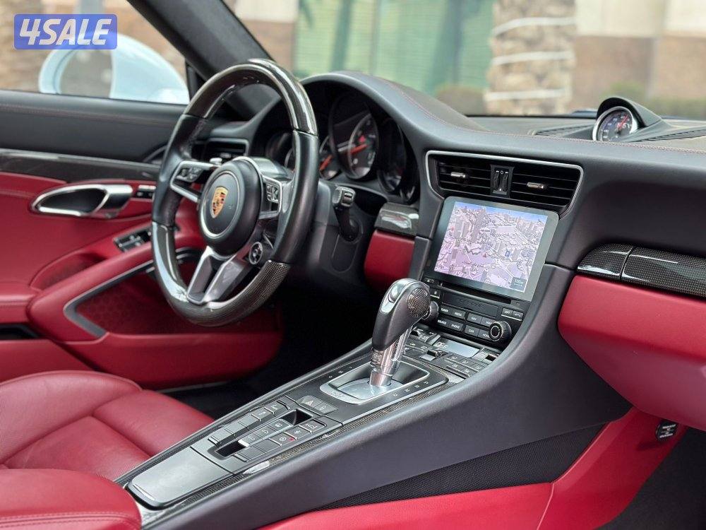 بورشه كريراTURBO موديل2017 عداد58الف وارد الخليج تحت الكفاله6