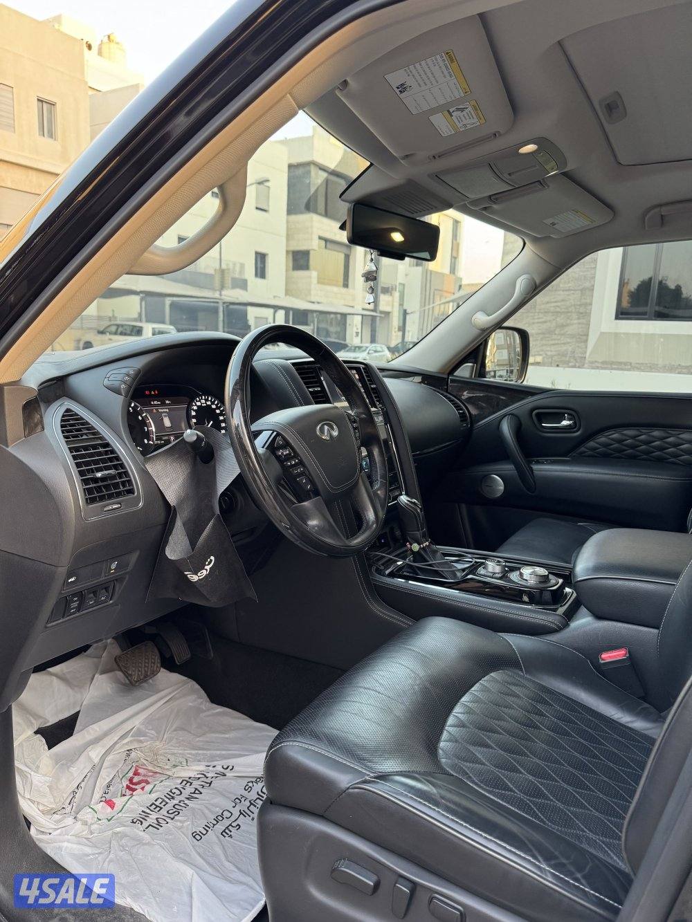 INFINITY QX80 Black Edition2