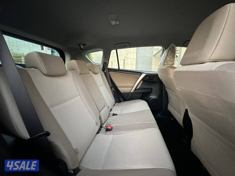 تويوتا راف فور موديل 2015 بحاله الوكاله شرط الفحص7