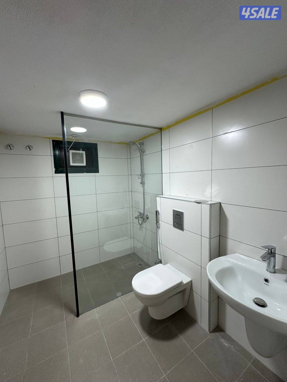 للإيجار دور ارضي بالاندلس2