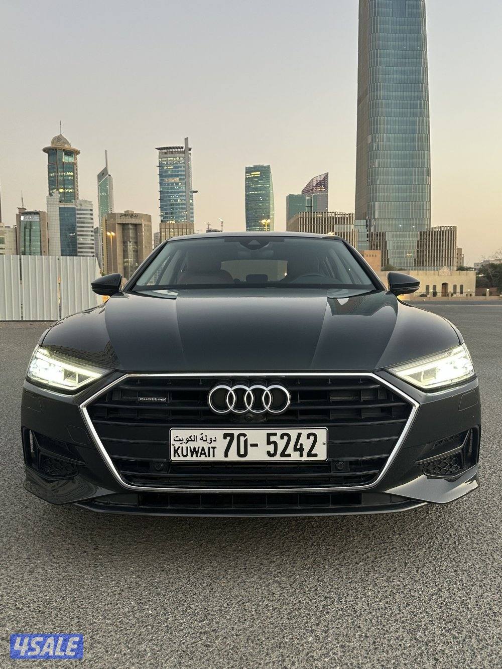 آودى A7 Sportback-2022_صبغ الوكالة_عداد 44 KM فقط_سيرفس منتظم بالوكالة1