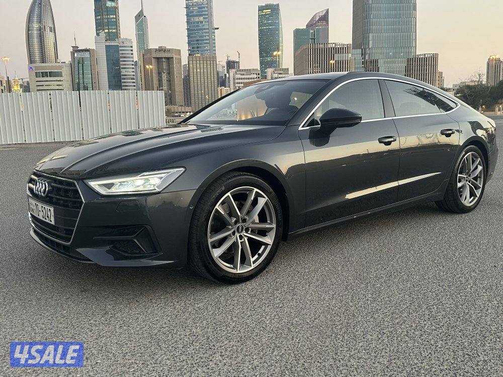 آودى A7 Sportback-2022_صبغ الوكالة_عداد 44 KM فقط_سيرفس منتظم بالوكالة4